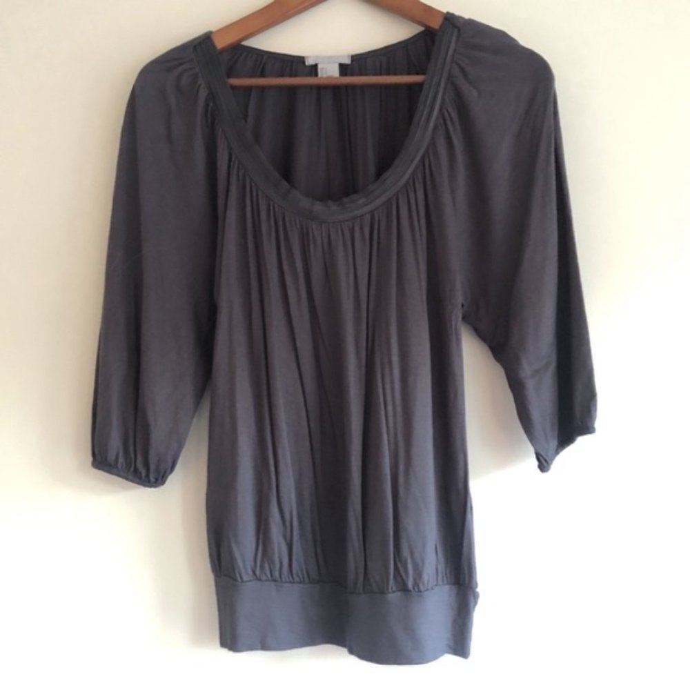H&M 3/4 Sleeve Grey Scoopneck Pleated Front Top